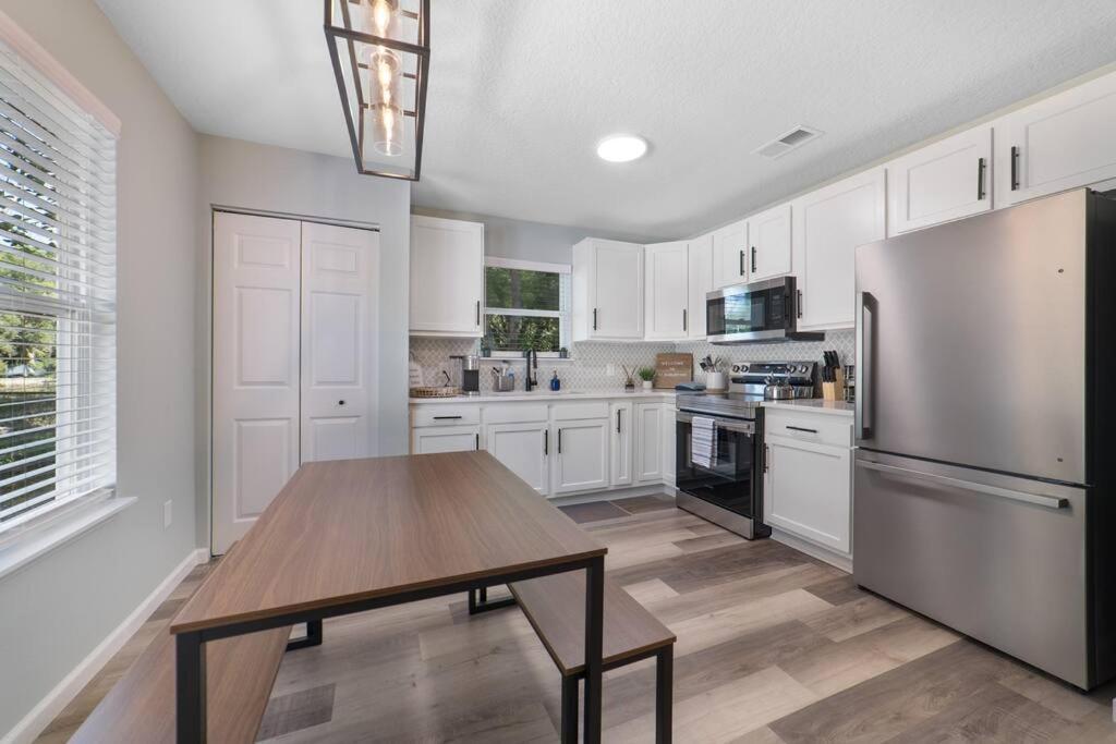 New Modern Bungalow Close To Downtown! Fully Fenced Yard Saint Augustine Exterior foto