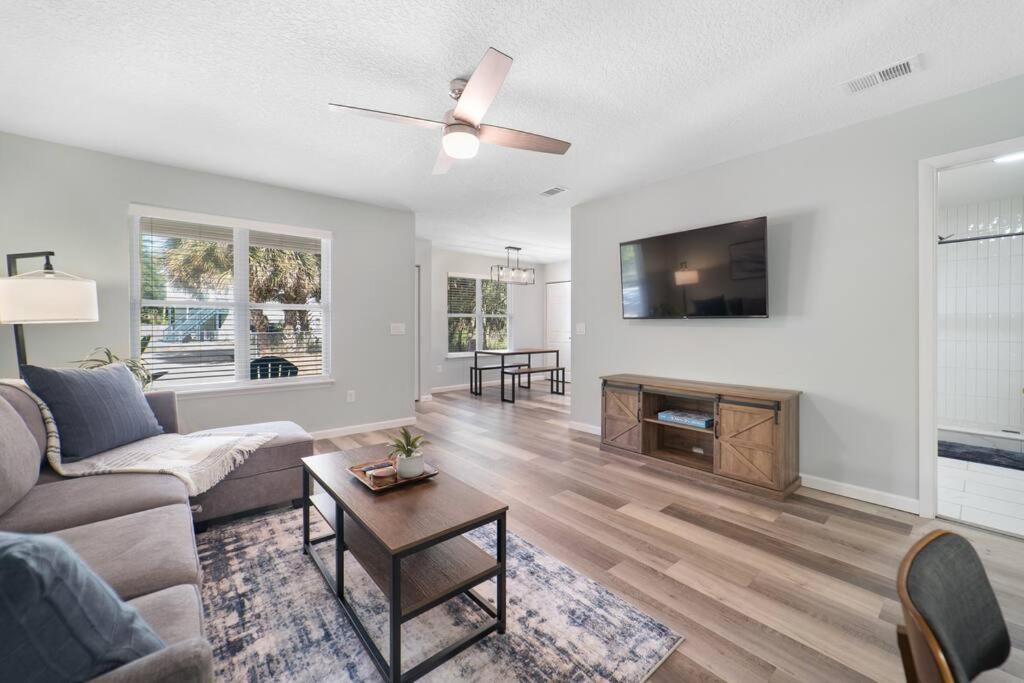 New Modern Bungalow Close To Downtown! Fully Fenced Yard Saint Augustine Exterior foto
