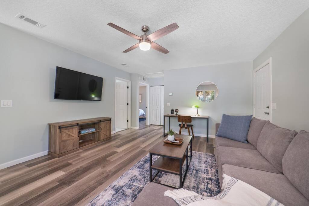 New Modern Bungalow Close To Downtown! Fully Fenced Yard Saint Augustine Exterior foto